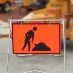 DeNeefe Signs Safety Signs Men At Work Traffic Sign (Large)