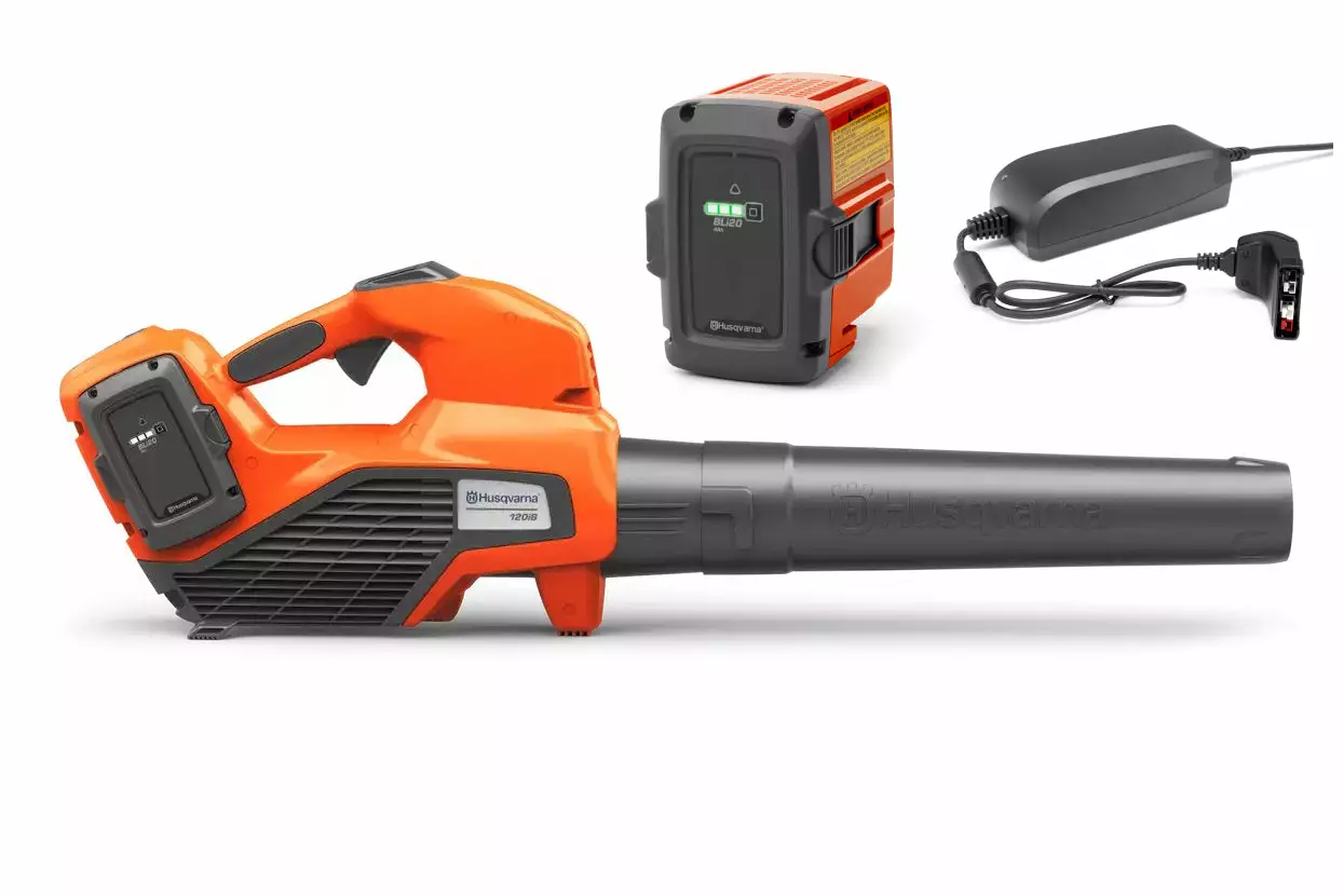 Leaf Blowers Husqvarna 120iB Battery Blower Kit (incl. Battery And Charger) 3 Leaf Blowers Husqvarna 120iB Battery Blower Kit (incl. Battery And Charger)