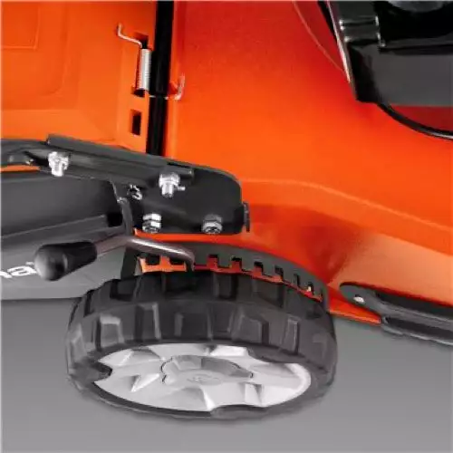 Husqvarna LC118 Mulch And Catch Lawn Mower 6 Husqvarna LC118 Mulch And Catch Lawn Mower