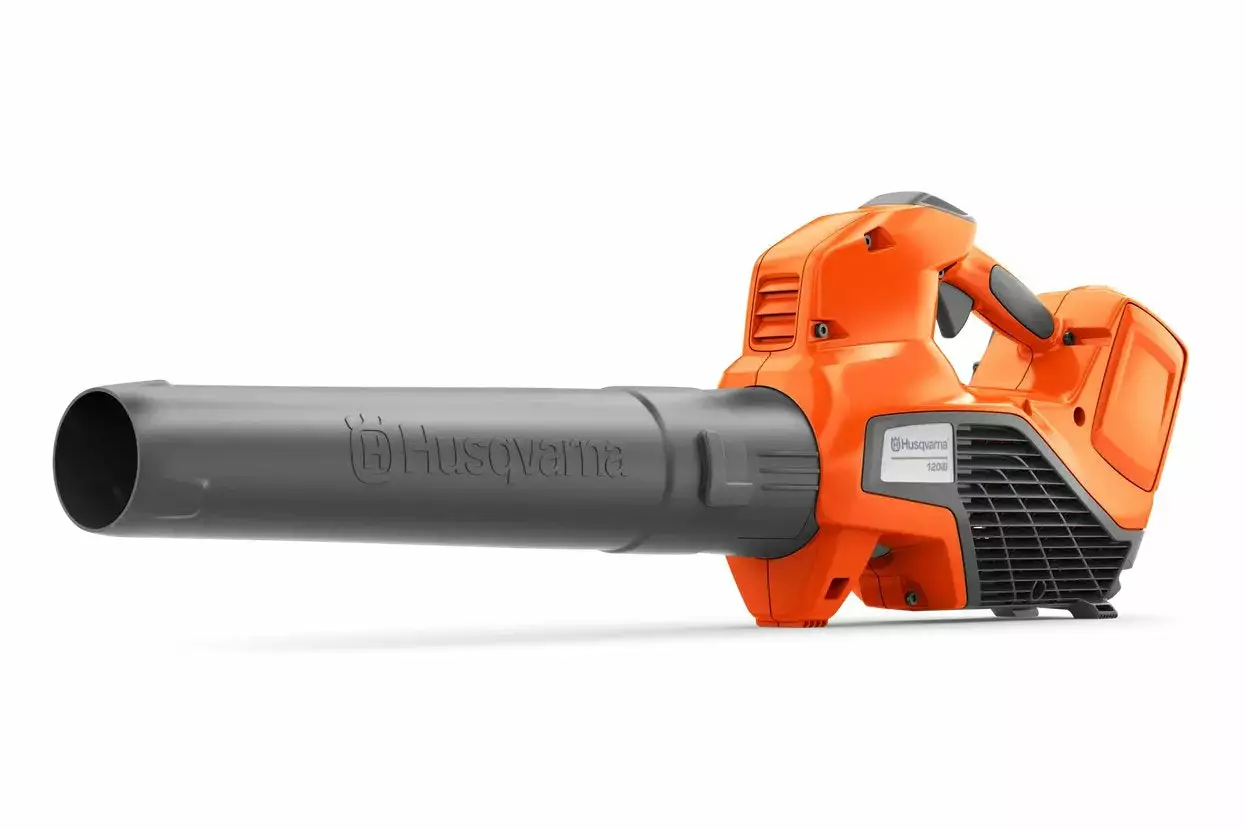 Leaf Blowers Husqvarna 120iB Battery Blower Kit (incl. Battery And Charger) 4 Leaf Blowers Husqvarna 120iB Battery Blower Kit (incl. Battery And Charger)