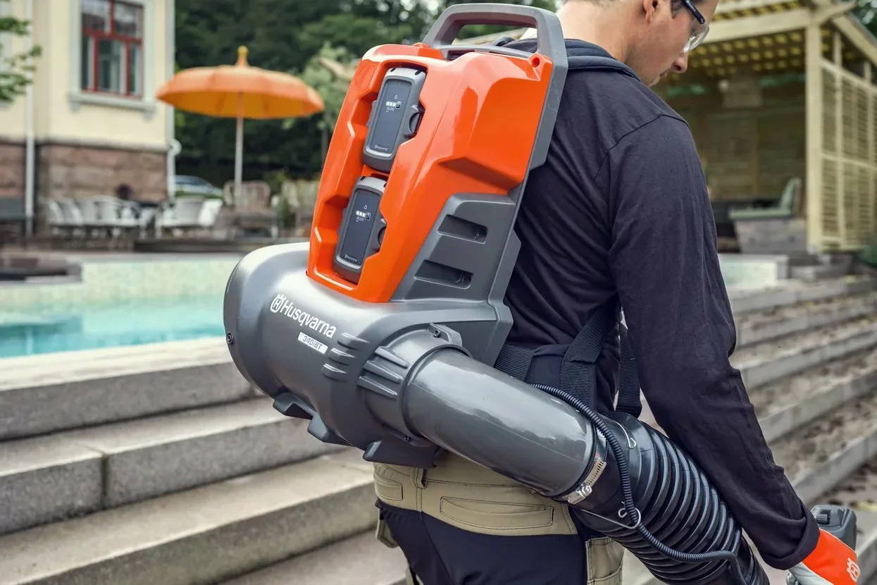 Leaf Blowers Husqvarna 340iBT Backpack Battery Blower (Skin Only) 5 Leaf Blowers Husqvarna 340iBT Backpack Battery Blower (Skin Only)