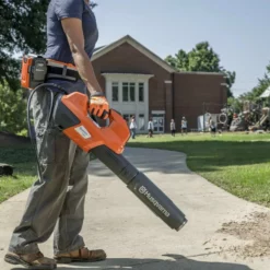 Leaf Blowers Husqvarna 530iBX Battery Blower (Skin Only) 7 Leaf Blowers Husqvarna 530iBX Battery Blower (Skin Only)