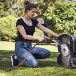 All Husqvarna Automowers® Husqvarna Automower 310 Mark II 9 All Husqvarna Automowers® Husqvarna Automower 310 Mark II